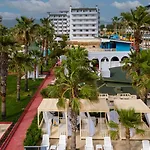 Garden Hotel