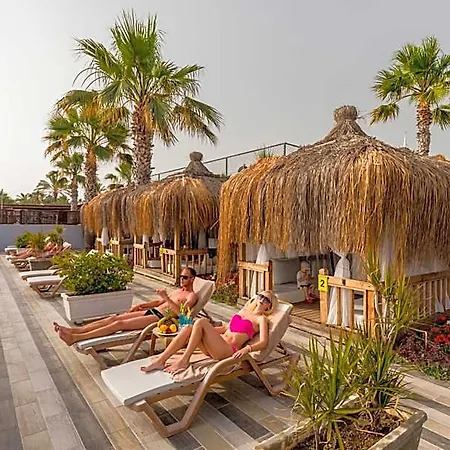 Garden Hotel Okurcalar