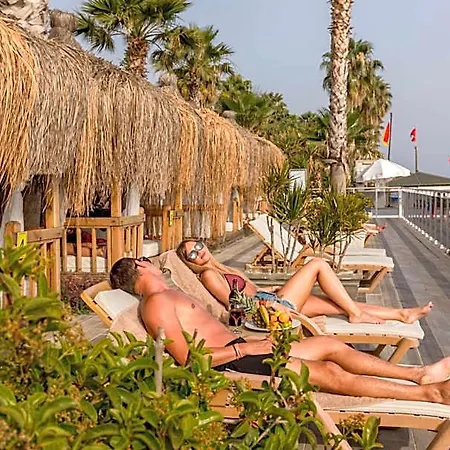 Garden Hotel 5*